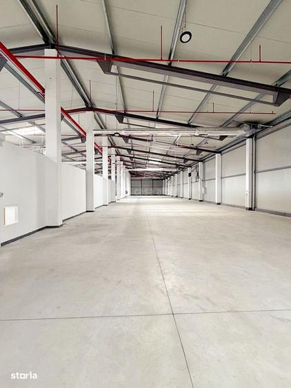 Spațiu comercial, de 1,800 mp, în Valea Lupului