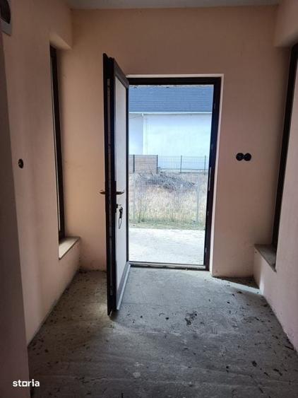 Casa individuala cu 6 camere,357 mp teren,Orizont - 2