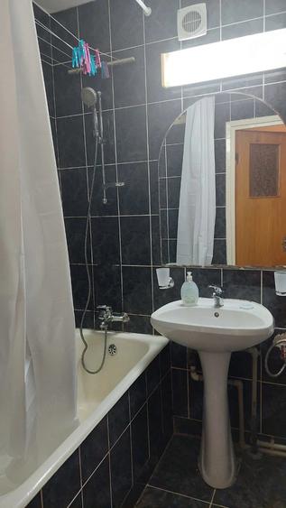 Apartament cu 2 camere decomandat în Drumul Taberei