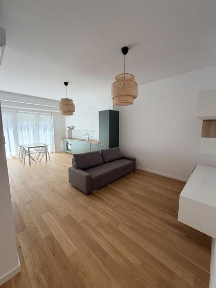 Apartament cu 2 camere decomandat, mobilat în Doamna Ghica