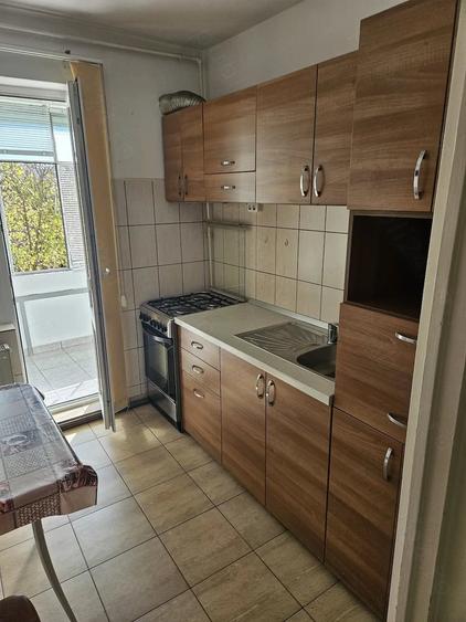 Apartament cu 2 camere decomandat în Tudor