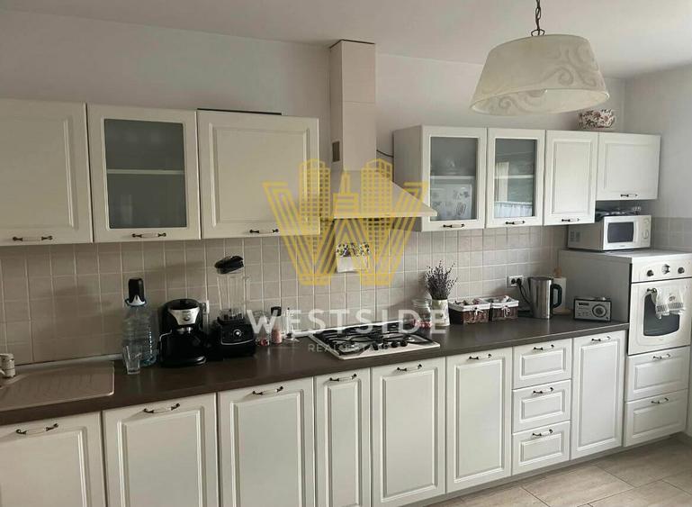 Apartament cu 4 camere decomandat în Moșnița Nouă