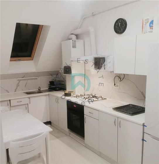 Apartament cu 2 camere semidecomandat în Tractorul
