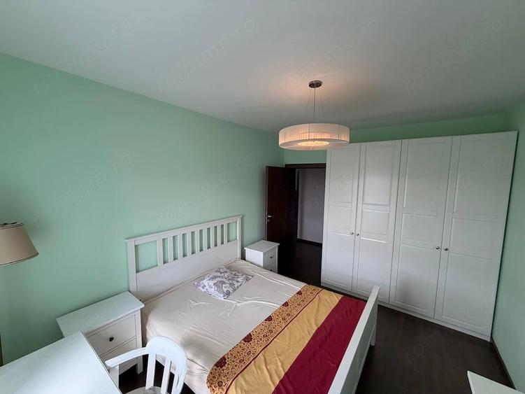 Apartament cu 3 camere decomandat în Dumbrăvița
