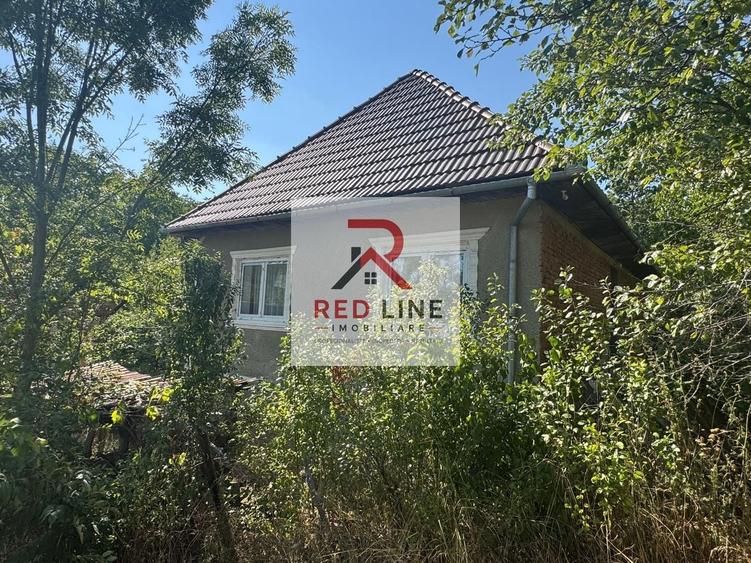 Casă individuală cu 4 camere cu Canalizare în Prejna