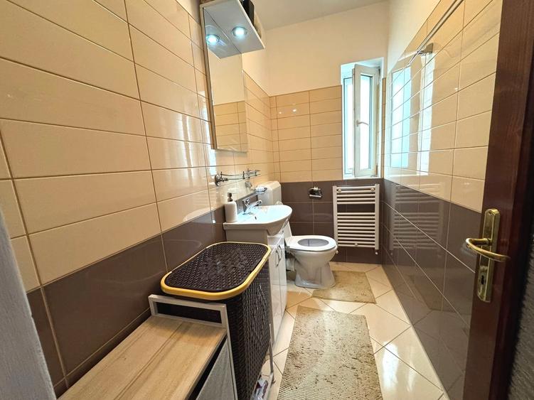 Apartament cu 2 camere decomandat, mobilat în Est