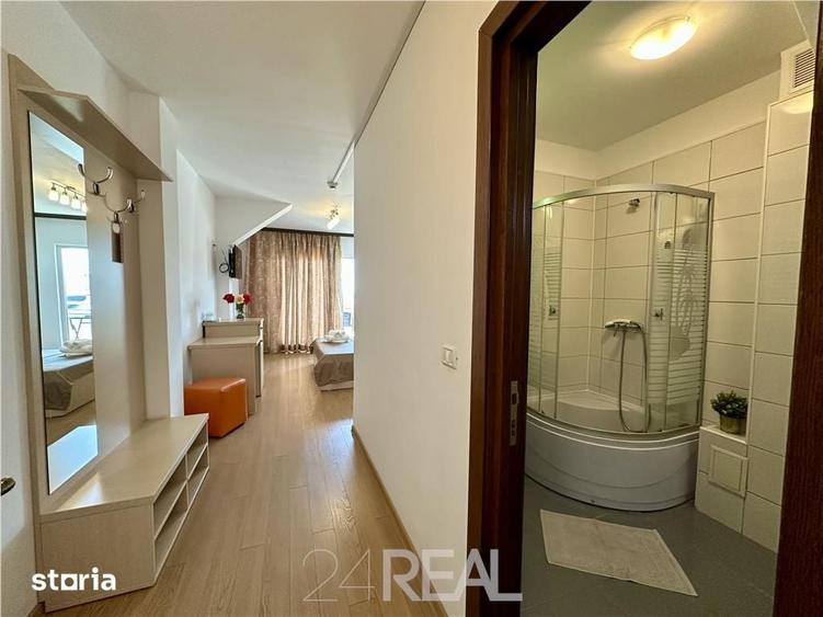 Spațiu comercial, de 896 mp, în Nord