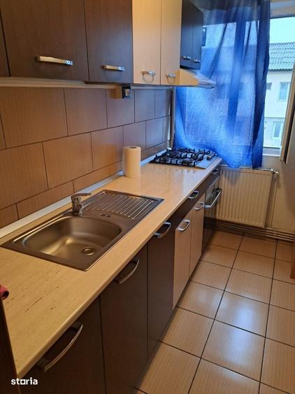 Apartament cu 2 camere în Micro 11