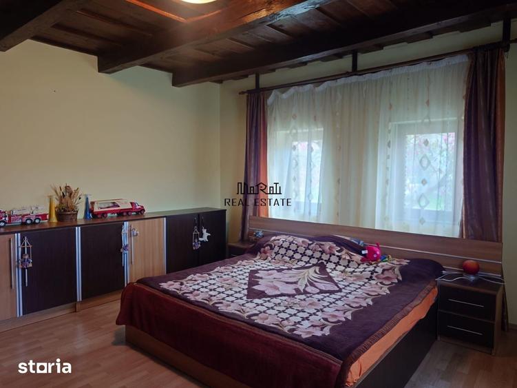Casă cu 5 camere cu Teren 1440 Mp în Brazii