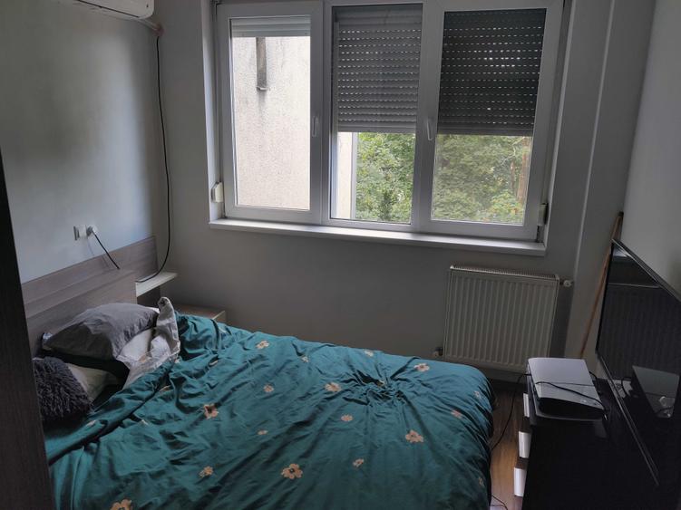 Apartament cu 4 camere decomandat în Cantemir