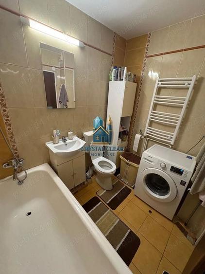 Apartament cu 3 camere decomandat în Tudor