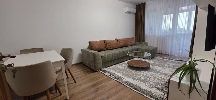 Apartament cu 2 camere decomandat în Central