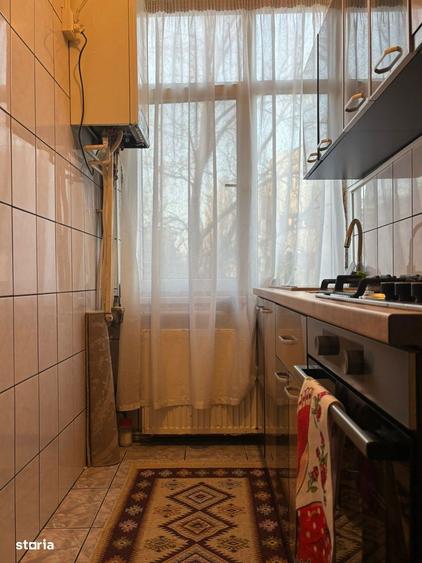 Apartament cu 2 camere semidecomandat, mobilat în Unirii