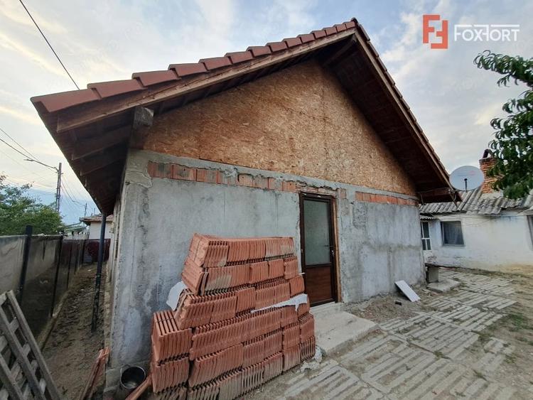 Casă cu 6 camere cu Teren 1200 Mp în Central