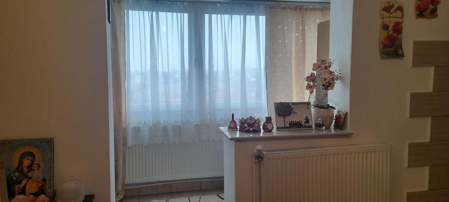Garsonieră decomandată în Central
