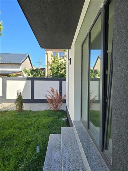 Duplex cu 5 camere cu Canalizare în Bucureștii Noi