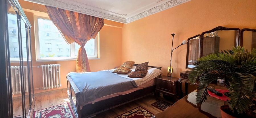Apartament cu 3 camere decomandat, mobilat în Km 4-5