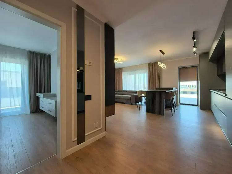 Apartament cu 2 camere decomandat în Titan