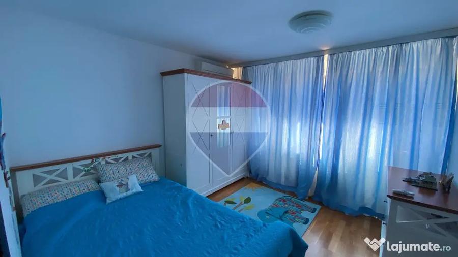 Casă cu 4 camere cu Teren 188 Mp în 1 Decembrie
