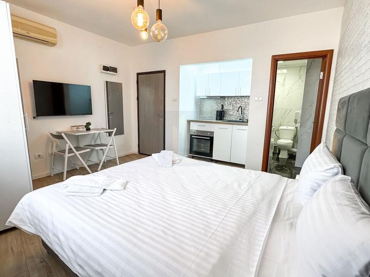 Hotel/Pensiune, de 1,773 mp, în P-ța Victoriei