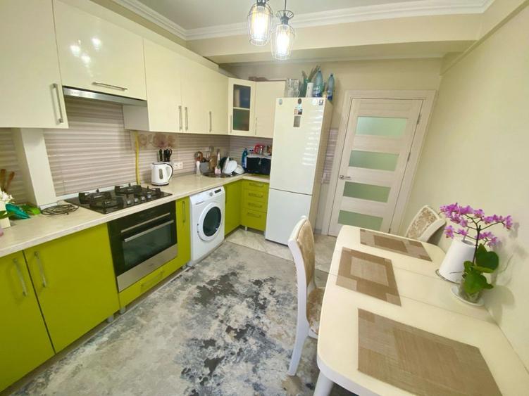 Apartament cu 2 camere decomandat în Calea București