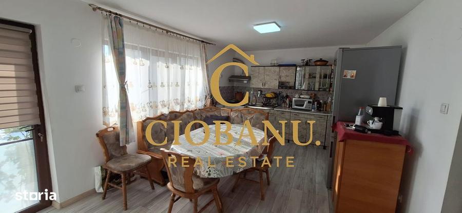 Casă cu 3 camere cu Teren 260 Mp în Central