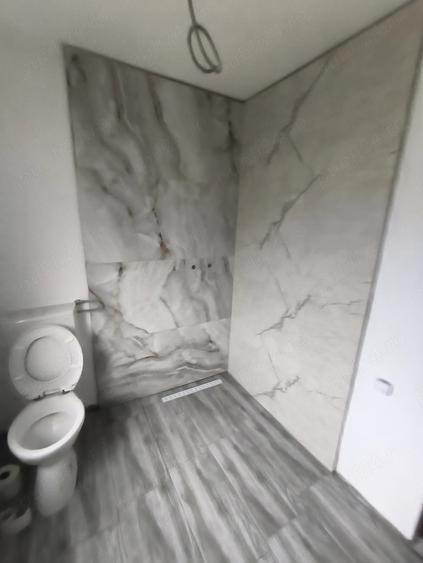 Casă cu Teren 340 Mp în Santăul Mare