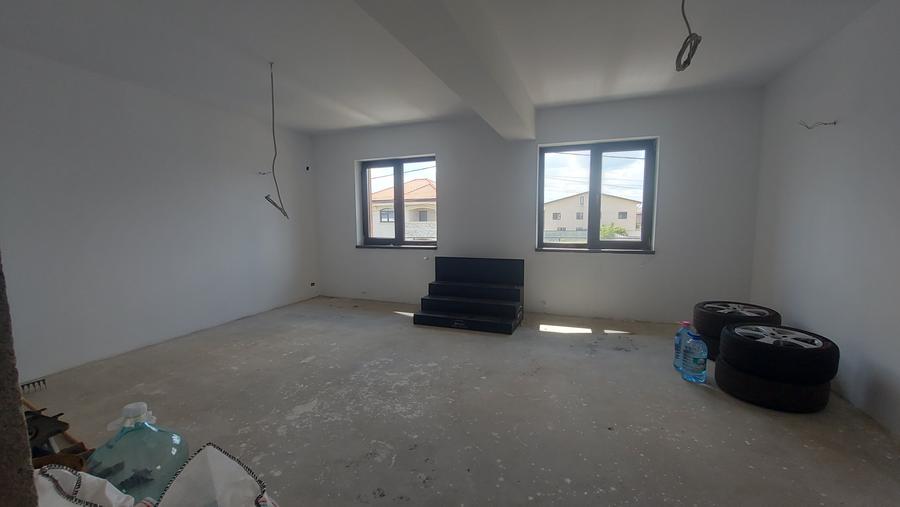 Vanzare vila pretabila pentru 2 familii in com BERCENI. jud.ILFOV - 1