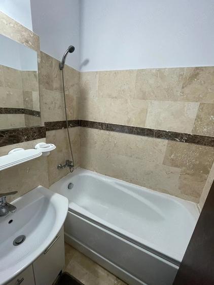 Apartament cu 2 camere decomandat în Vest