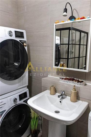 Apartament cu 2 camere decomandat în Metalurgiei