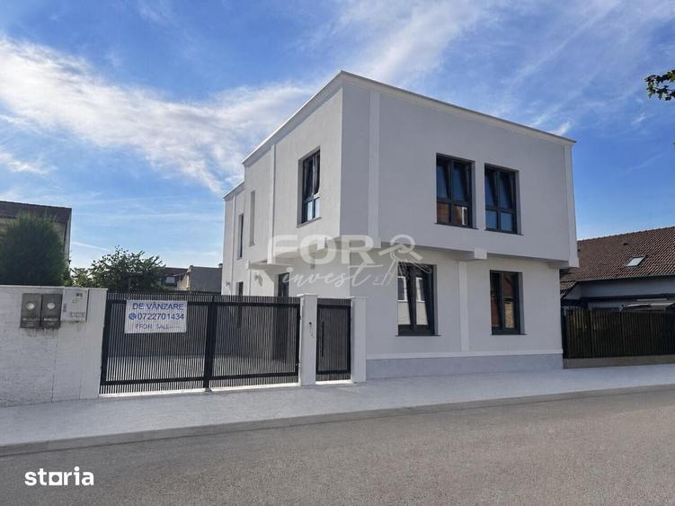 Casă cu 4 camere cu Teren 200 Mp în Dacia