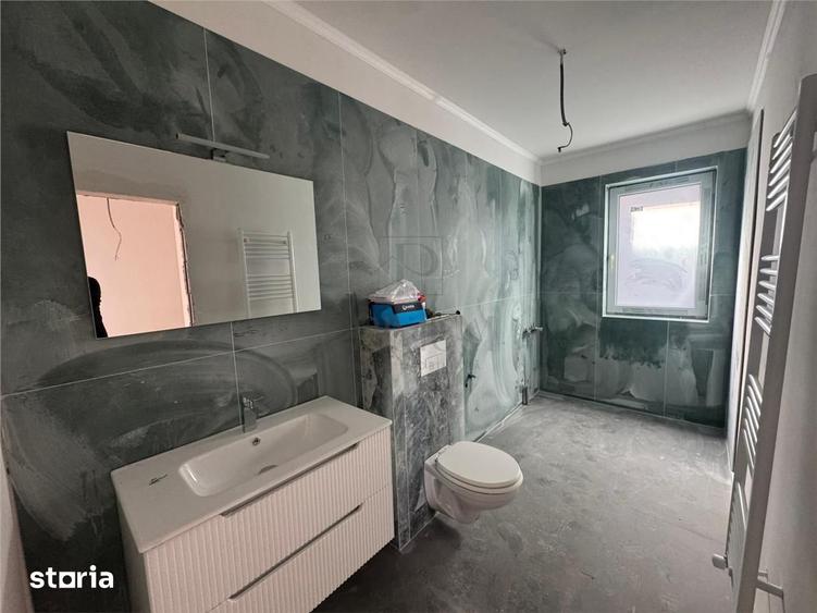 Apartament cu 4 camere în Central