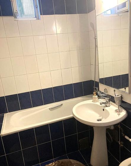 Apartament cu 3 camere decomandat, mobilat în Dacia