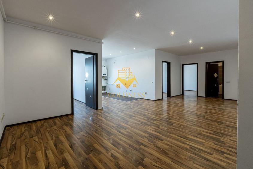 Apartament cu 4 camere semidecomandat, mobilat în Calea Turzii