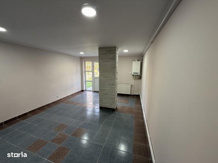 Spațiu comercial, de 30 mp, în Central
