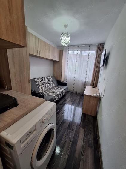 Garsonieră decomandată în Rogerius