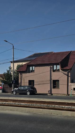 Casă cu Teren 434 Mp în Podgoria