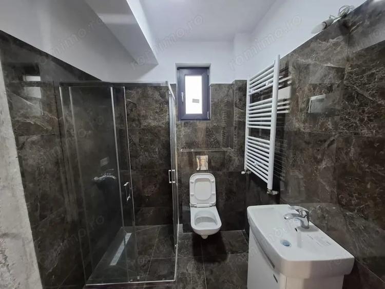 Casă cu Canalizare în Apărătorii Patriei