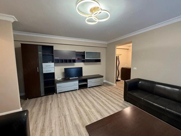 Apartament cu 2 camere semidecomandat în Lipovei
