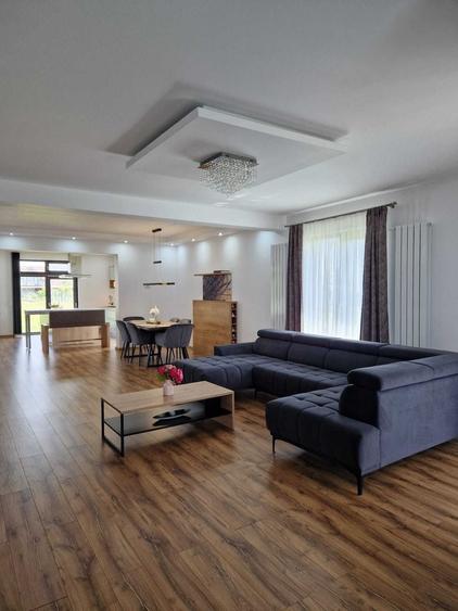 Casă cu 3 camere în Central
