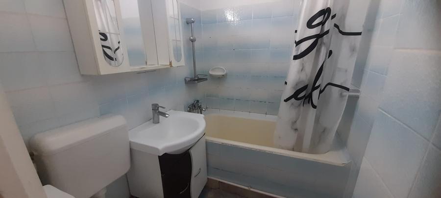 Apartament cu 2 camere decomandat în Drumul Taberei