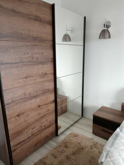 Apartament cu 2 camere decomandat în Politehnica