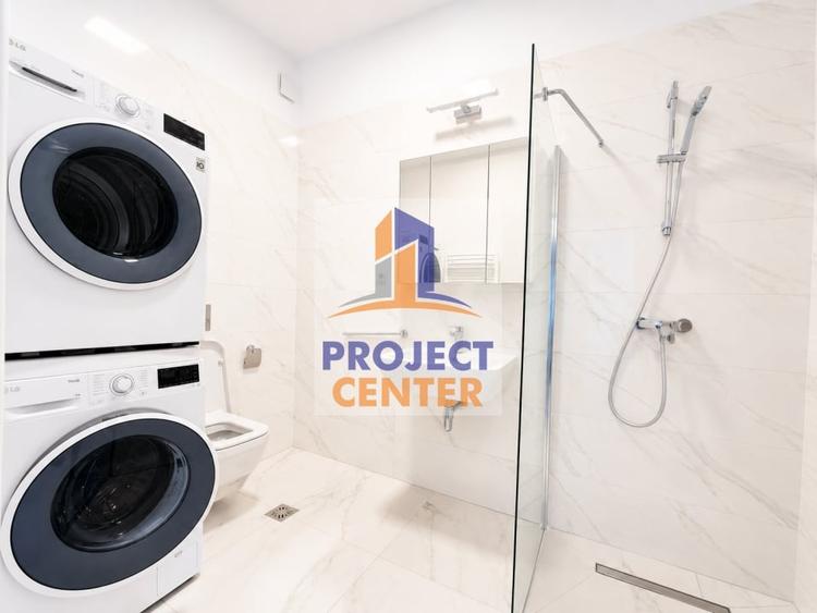 Apartament cu 3 camere decomandat, mobilat în Eremia