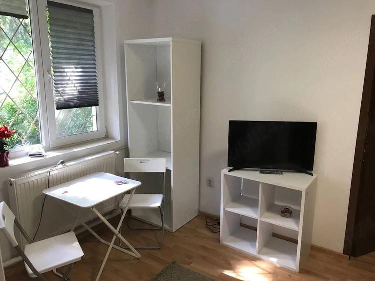Apartament cu 2 camere nedecomandat în Floreasca