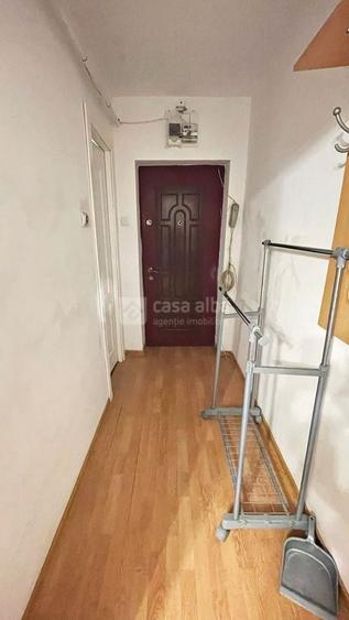 Podul de Piatra, garsoniera renovata cu suflet, mobilata & utilata - 6