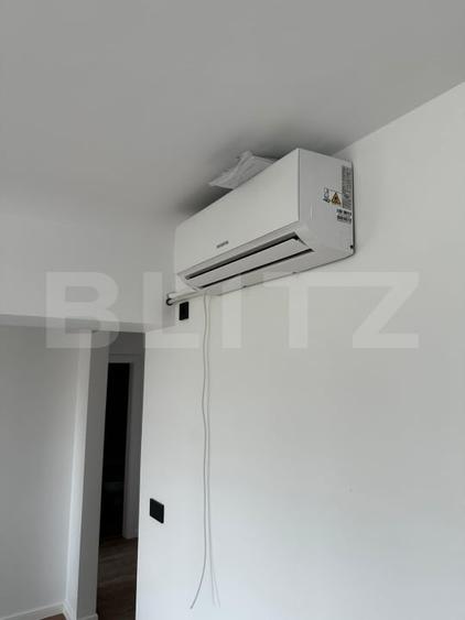 Apartament cu 2 camere semidecomandat în Independenței