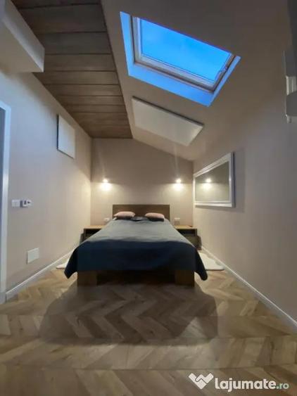Casă cu 4 camere cu Teren 1200 Mp în Central