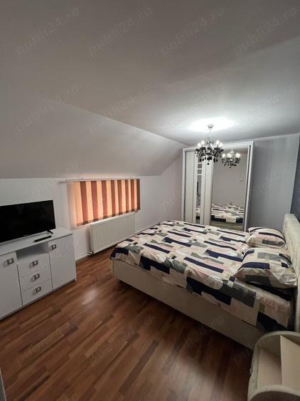 Casă cu 3 camere cu Teren 80 Mp în Roșu