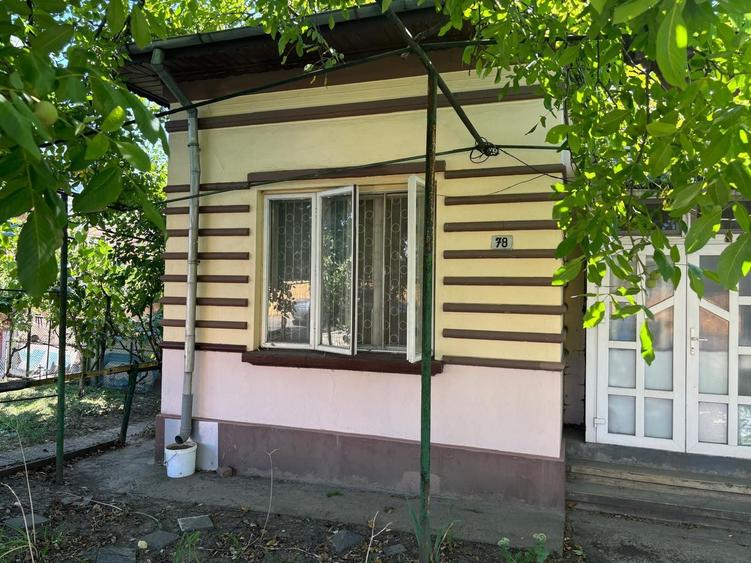 Casă individuală cu 3 camere cu Canalizare în Tătărași