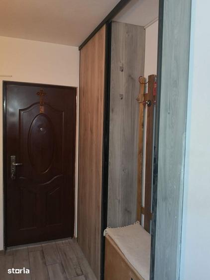 Apartament cu 3 camere în Rahova
